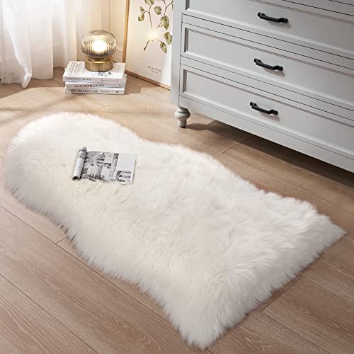 Small Faux Fur Rug 2x4 ft Ultra Soft Sheepskin Rugs Chair Sofa Cover Seat Pad, White Fluffy Shag Rug for Bedroom Nursery Kids Room, Luxury Shaggy Rug Fuzzy Plush Floor Carpets - color: White, size: 4' x 2' (Sheepskin)
