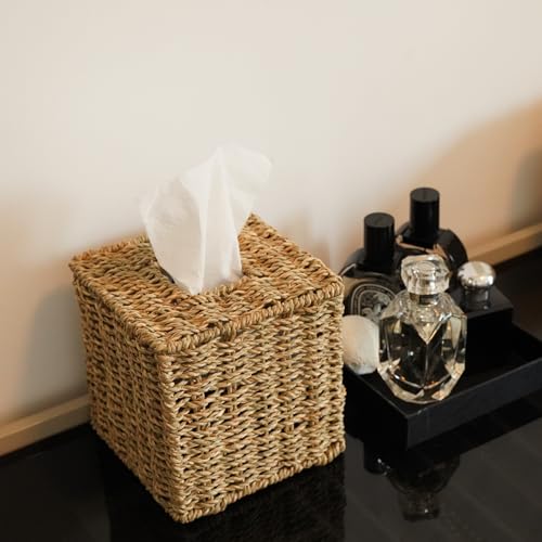PINXIURY Seagrass Handwoven Wicker Tissue Box Cover, Natural Handmade Napkin Box Holder, Handcrafted Square Facial Tissue Holder for Bathroom, Rustic Decorative on Table and Bathroom,Boho Decorative - color: Seagrass, size: Single
