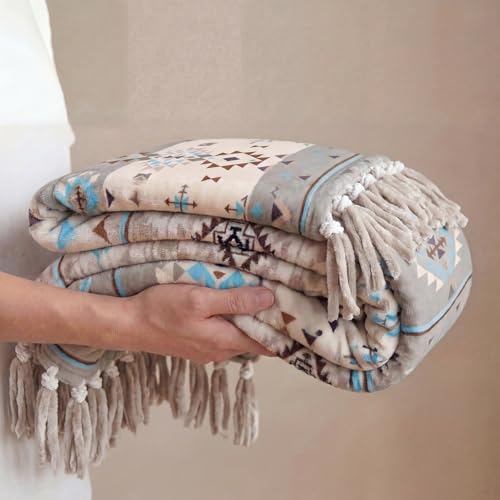 CASAAGUSTO Boho Throw Blanket with Tassel, Farmhouse Western Flannel Bohemian Blanket, Vintage Native Mexican Decorative Throw, Ideal for Gifting (50x60 Inches, Green and Beige) - color: Green and Beige, size: 50X60