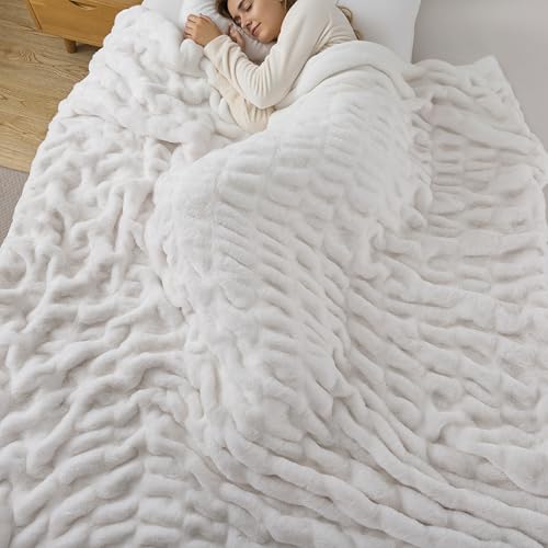WDCOZY Ruched Faux Fur Throw Blanket Soft Cozy Fluffy Luxurious Blankets Couch Bed Sofa Chair Home Decor Warm Furry Fall Winter Plush Rabbit Fur Bubble Blanket 50" x 60", Ivory Cream White - color: White, size: Throw (50" x 60")