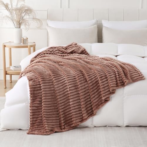 Chocolate Throw Blanket for Couch Sofa 108x90 inches Striped Fleece Blankets Room Home Decor Lightweight Plush Soft Cozy Gifts for Women Mom Girls - color: Chocolate, size: King(108"x90")