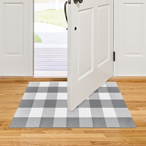 Buffalo Plaid Outdoor Rugs 2 x 3 Grey and White Rug, Front Door Mat Washable Small Throw Rug for Kitchen Entryway Patio Bathroom Farmhouse Decor Area Rug - color: Grey and White, size: 2‘×3’