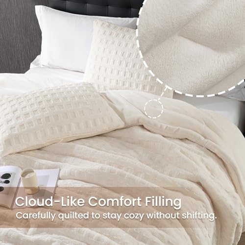 Amélie Home Waffle Textured Fleece Comforter Set King Size, Jacquard Design Fleece Bed Set, Super Soft Plush Bedding Set, Beige, 3 Pieces, 1 Cozy Comforter and 2 Pillowcases - color: Waffle Beige, size: King (106"x90")