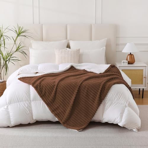 Chocolate Sherpa Fleece Throw Blanket 50”×60” for Couch Sofa Bed,Super Soft Cozy Plush Double Side Thick Flannel Blanket with Striped Design Lightweight for Adults,Woman,Girls - color: Chocolate, size: 50×60inch