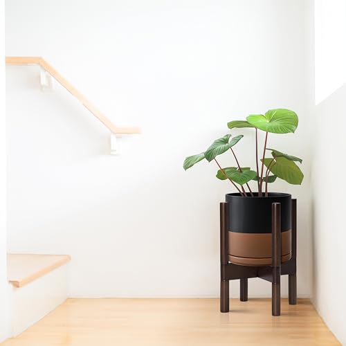 D'vine Dev Ceramic Planter with Walnut Color Stand - 8 Inch Modern Round Flower Pot with Wood Planter Holder, Black/Speckled Tan, 55-B-Y-7 - color: Black/Speckled Tan Pot + Walnut Color Stand, size: 8 Inch