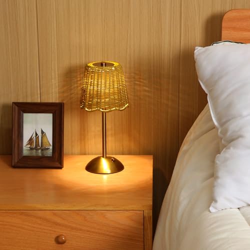 Pickmesh 1 Pack Rattan Table Lamp Woven Boho Table Lamp with Gold Tone Base Wicker Night Light Cordless LED Desk Lamps for Living Room Bedroom Home Decor, 2600mah Battery Operated