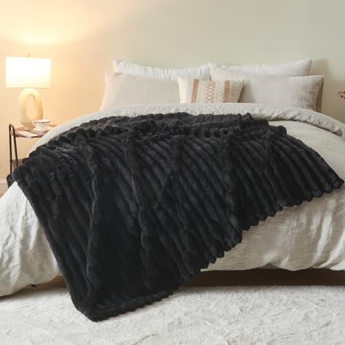 NEWCOSPLAY Super Soft Twin Blanket Black Premium Silky Flannel Fleece 3D Ribbed Jacquard Lightweight Bed Blanket All Season Use (Black Ribbed, Twin(60"x80")) - color: Black Ribbed, size: Twin(60"x80")