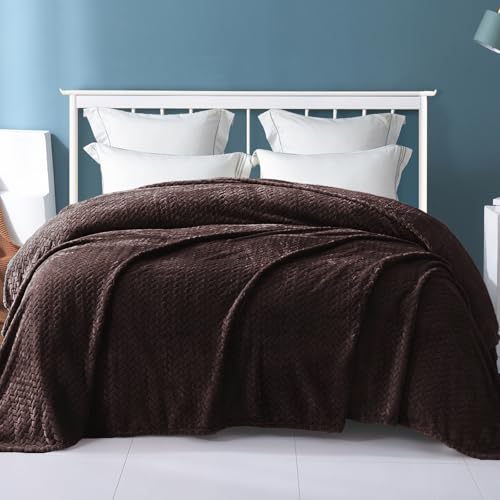 Exclusivo Mezcla Fleece Queen Size Blanket for Bed, 90x90 Inches Soft Cozy Jacquard Flannel Blankets, Lightweight Fuzzy Plush for Women, Coffee - color: Coffee, size: Queen ( 90x90 IN )