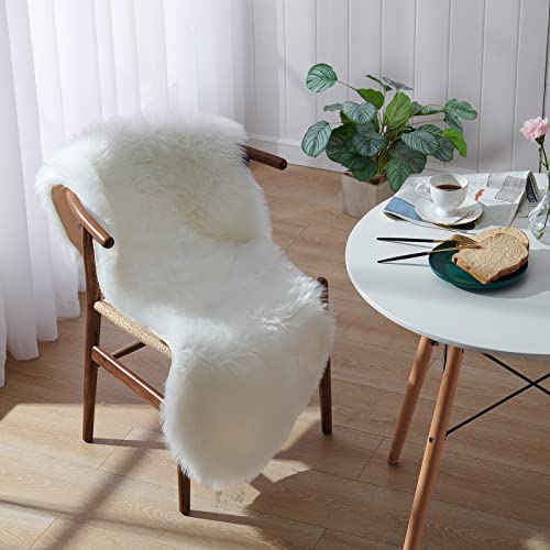 Small Faux Fur Rug 2x4 ft Ultra Soft Sheepskin Rugs Chair Sofa Cover Seat Pad, White Fluffy Shag Rug for Bedroom Nursery Kids Room, Luxury Shaggy Rug Fuzzy Plush Floor Carpets - color: White, size: 4' x 2' (Sheepskin)