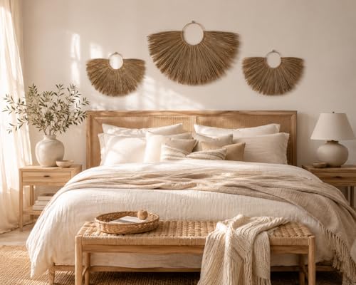 PEMAR Set of 3 Woven Seagrass Fan Wall Decor - Large Boho Raffia Jute Wall Hanging Hanging Decor for Living Room Bedroom, Handmade Rustic African Fan Wooden Wall Art, Unique Housewarming Gift (XL: 35.4" D, L: 27.6" D, M: 19.7" D)