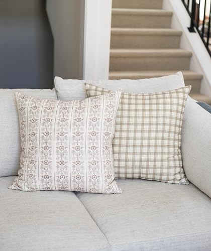 Woven Nook - 4 Pack - Modern & Luxurious Decorative Throw Pillow Covers - Durable Quality & Machine Washable - House Becomes Home - (18x18) - size: 18" x 18" (Pack of 4)