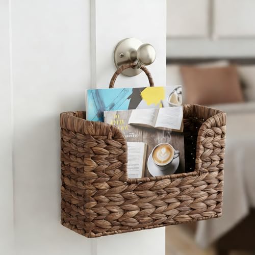 PINXIURY Magazine Holder Wall Basket Water Hyacinth Woven Mail Organizer, Wicker Wall Hanging Baskets for Magazines, Letters & Storage Decorative Mail Holder, Magazine Rack, Hanging Basket, Coffee - color: Coffee