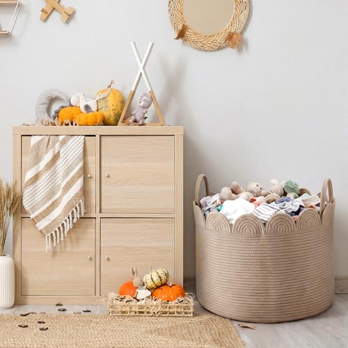 LemonRoad Brown Variegated Round Basket Large Blanket Basket 20"L X 20"W X 13"H Scalloped Woven Baskets Cotton Storage Baskets for Nursery Classroom Closet Blankets Storage Home Decor - color: Brown Variegated, size: 20"L X 20"w X 13"h