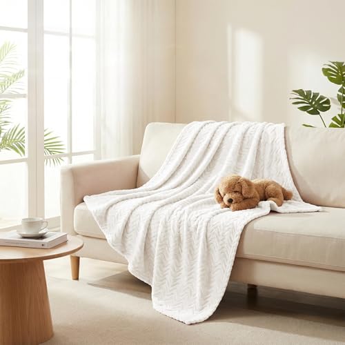 Exclusivo Mezcla Fleece Throw Blanket for Couch, Lightweight Jacquard Bed Blanket for Spring Summer, Soft Cozy Breathable Throws, Ivory, 50x70 Inches - color: Ivory, size: Throw ( 50x70 IN )