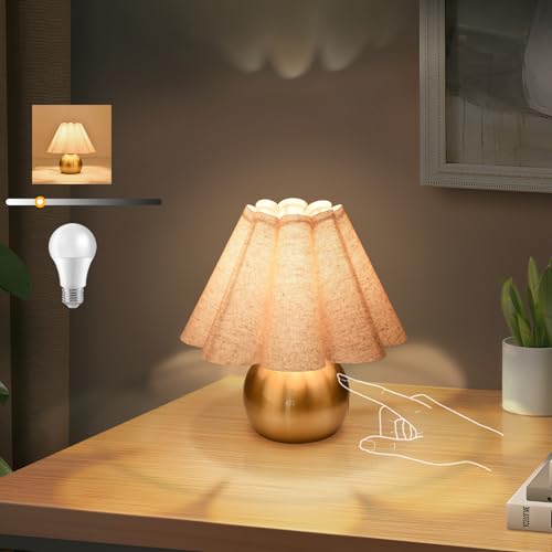 Gold Small Touch Control Table Lamp for Bedroom, Brass Gold Bedside Lamps for Nightstand, Cute Mini Small Table Lamps for Small Spaces with Scalloped Shade for Kitchen Counter, Bookshelf, Living Room - color: Gold, size: Touch Control