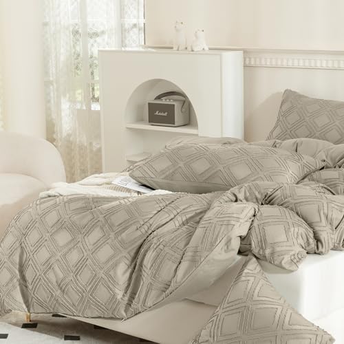 JELLYMONI Pillowcases Standard Size Khaki 2 Pack Boho Plaid Bed Pillow Covers 20x26in Polyester Envelope Pillow Shams Tufted Bohemian Textured (Pillows are not Included) - color: 09 - Khaki - Grid, size: 26" x 20" (Pack of 2)