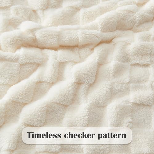 NEWCOSPLAY Super Soft Throw Blanket Ivory Premium Silky Flannel Fleece 3D Checkered Lightweight Bed Blanket All Season Use (Ivory Checkered, Throw(50"x70")) - color: Ivory Checkered, size: Throw(50"x70")