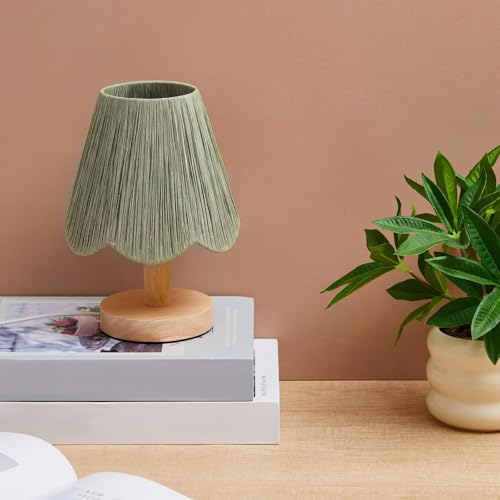 Glooglitter 2 Pcs Small Clip-on Chandelier Rattan Lamps Set Shade Scalloped Lampshade 3"top x 6"bottom x 5-1/4"slant Height Empire Lamp Shade Chandelier or Accent Lamp (Raffia,Light Green) - color: Light Green, size: Raffia