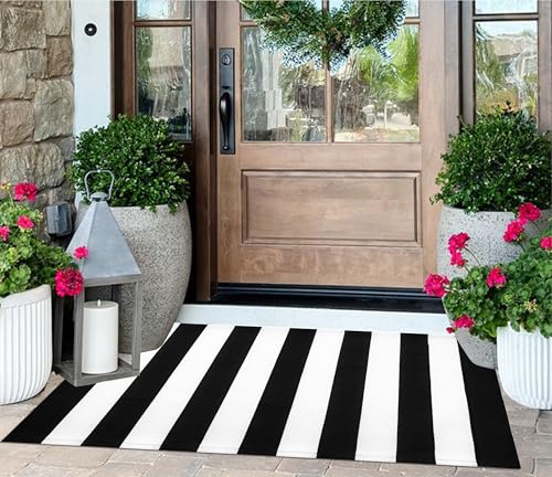 Striped Outdoor Rug 24"x51",Cotton Woven Washable Black and White Front Door Mat Farmhouse Layered Door Mats Throw Rugs for Porch/Bedroom/Home Entrance Decor - color: Black White, size: 2' x 4'3" (Rectangular)