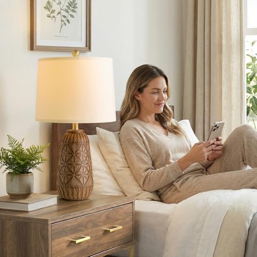 BOBOMOMO 24" Modern Farmhouse Table Lamp, Geometric Hand-Carved Resin Bedside Lamp with Wood Grain Finish, Rustic Nightstand Lamp for Bedroom & Living Room, Cottage Decor, Rotary Switch - size: 24"