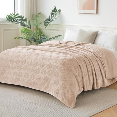 Exclusivo Mezcla Fleece Throw Blanket for Couch, Super Soft and Cozy Blankets All Season Use, Leaves Pattern, Plush Fuzzy Lightweight, Camel, 50x60 Inch - color: Camel, size: Throw(50"x60")