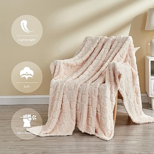 FY FIBER HOUSE Throw Blankets with Heart Checkered,Soft Warm Blankets for Lover Mom Father Friends Gifts,Washable Lightweight Fuzzy Blanket for Couch Sofa Bed All Season(Beige,90"x108") - color: Beige, size: King(90"x108")