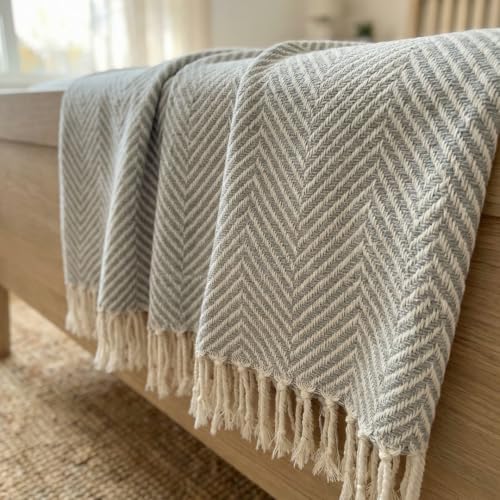 Bed Blanket, Queen Size (79 x 90 Inch), Cotton-Rich Blend, Soft Textured Woven Coverlet, Easycare, Lightweight & Breathable Bed Layering, All Season Bedding, Warm Gray - color: Warm Grey, size: Queen