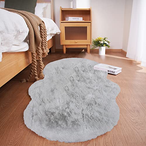 Ghouse Soft Faux Sheepskin Fur Rug 2x4 Grey Fluffy Bedside Rugs Plush Rug Shag Nursery Carpet Area Rugs for Living Room Bedroom Playing Room Decor - color: Grey, size: 2*4 Sheepskin