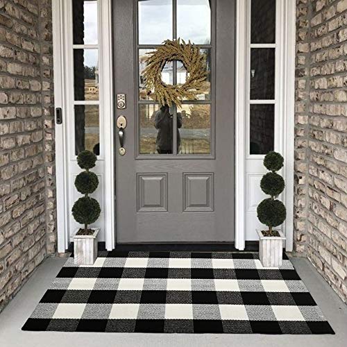 Buffalo Plaid Outdoor Rug, 27.5''x43'' Black White Check Indoor/Outdoor Area Rugs, Layering Rug for Hello/Welcome Door Mat, Washable Cotton Woven Farmhouse Mat for Christmas Front Porch Décor - color: Black and White Plaid, size: 2'4" x 3'7" (Rectangular
