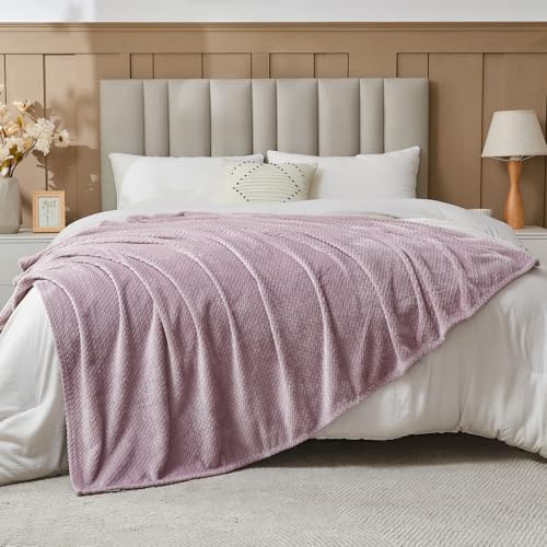 NEWCOSPLAY Super Soft Queen Blanket Light Purple Premium Silky Flannel Fleece Leaves Pattern Lightweight Bed Blanket All Season Use (Light Purple, Queen(90"x90")) - color: Light Purple, size: Queen(90"x90")