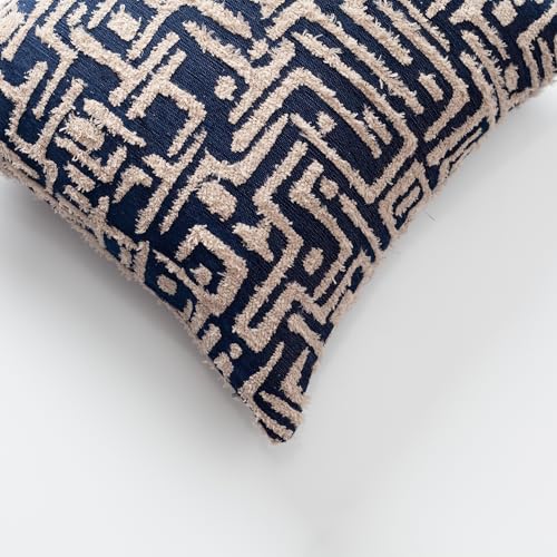 Woven Jacquard Throw Pillow Cover, Pack of 1 Geometric Pattern Textured Decorative Cushion Covers for Sofas, Couches, Fade Resistant Pillow for Sofa & Couch, Gilda, Navy, 18x18 Inch - color: Navy