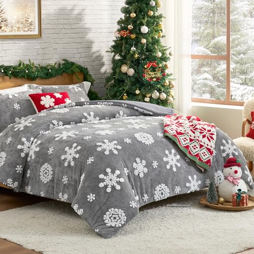 Amélie Home Christmas Comforter Set Queen, Fluffy Fleece Bedding Set with Christmas Snowflake, Grey Plush Comforter, 3 Pieces, 1 Soft Comforter and 2 Pillow Shams - color: Christmas Snowflake Grey, size: Queen (90"x90")