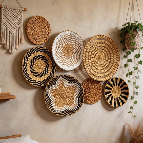 BreezyHue 7 Pcs Boho Wall Basket Decor Bulrush Woven Round Handmade Wall Art Hanging for Farmhouse Living Room Kitchen Decorations (Bohemian)
