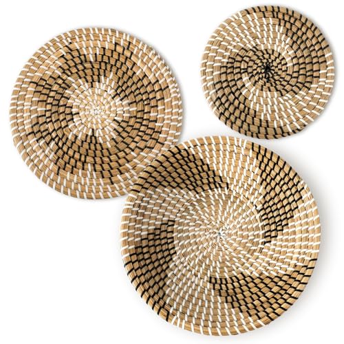 Glenmal 3 Pcs Boho Wall Basket Decor Decorative Bulrush Woven Basket Wall Decor Art Farmhouse Handmade Hanging Baskets with African Design for Living Room Display Table Settings Kitchen Home(Classic) - style: Classic