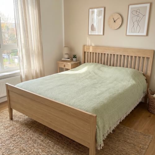 Bed Blanket, Queen Size (79 x 90 Inch), Cotton-Rich Blend, Soft Textured Woven Coverlet, Easycare, Lightweight & Breathable Bed Layering, All Season Bedding, Khaki Green - color: Khaki Green, size: Queen