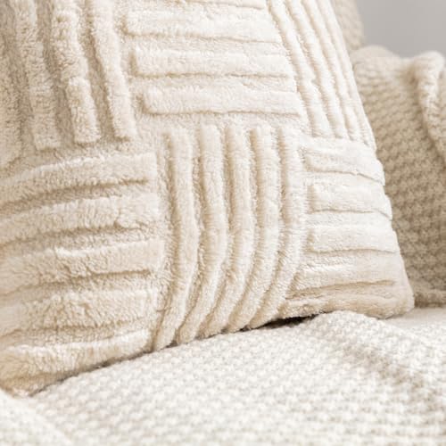 Plush Knitted Throw Pillow Covers, Decorative Cushion Cases for Sofa and Bed, Cozy Texture for Home - color: Beige Woven Plush Pillowcase