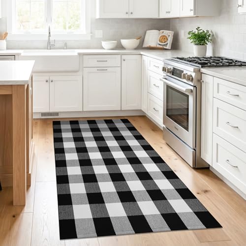 KILOCOCO Buffalo Plaid Checkered Rug - 3'x5' Front Door Mat Outdoor,Black and White Rugs Cotton Washable Front Porch Rug Layered Doormats for Patio Farmhouse Entryway Kitchen Foyer - color: Black and White, size: 3' x 5' (Rectangular)