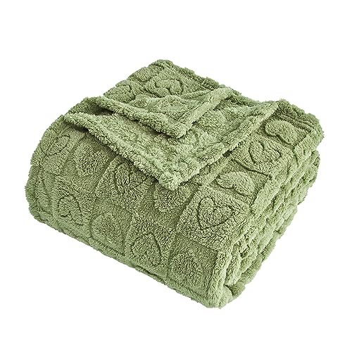 FY FIBER HOUSE Throw Blankets with Heart Checkered,Soft Warm Blankets for Lover Mom Father Gifts,Washable Lightweight Fuzzy Blanket for Couch Sofa Bed All Season(Sage Green,90"x90") - color: Sage, size: Queen(90"x90")