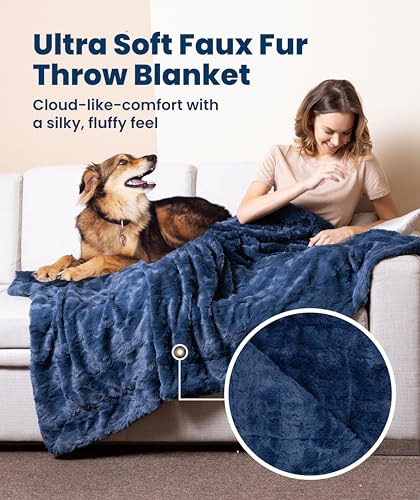 Everlasting Comfort Soft & Comfortable Navy Blue Faux Fur Throw Blanket for Couch - (50"x65") Minky & Fluffy Fall Blankets & Throws, Plush Fuzzy for Bed, Sofa & Living Room - Cozy Home Decor - color: Navy Blue