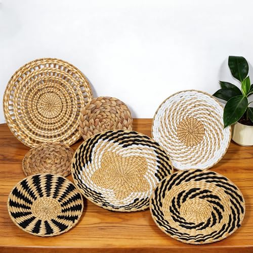 BreezyHue 7 Pcs Boho Wall Basket Decor Bulrush Woven Round Handmade Wall Art Hanging for Farmhouse Living Room Kitchen Decorations (Bohemian)