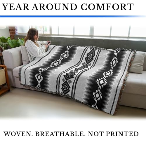 Pure Country Weavers Gray Chevron - Western Tapestry Throw Blanket Woven from Cotton - Made in The USA (72x54) - color: Gray Chevron