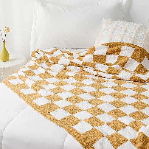 Carriediosa Checkered Throw Blanket 50" X 60", 400GSM Ultra Soft Microfiber Fuzzy Fluffy Reversible Cute Preppy Knitted Blankets Cozy Plush Fall Throws for Couch, Bed, Sofa, Tan Brown - color: Check - Tan Brown, size: 50" X 60"