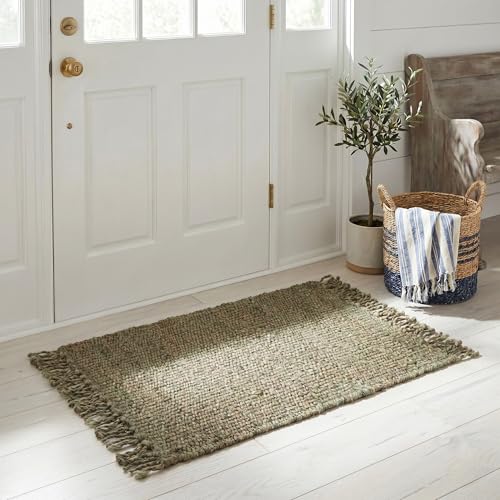 SAFAVIEH Natural Fiber Collection Accent Rug - 2' x 3', Green, Handmade Boho Fringe Woven Jute, Ideal for High Traffic Areas in Entryway, Living Room, Bedroom (NF368G) - color: Green, size: 2' x 3' (Rectangular)