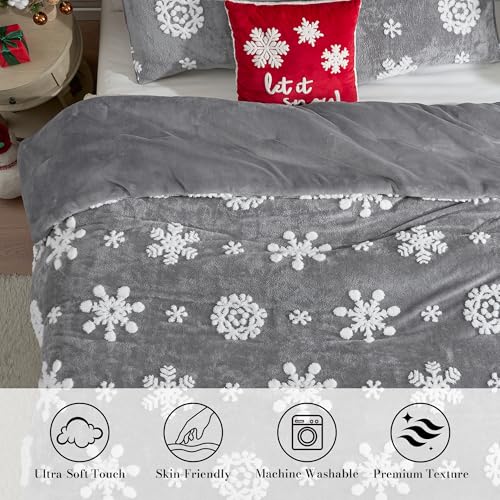 Amélie Home Christmas Comforter Set Queen, Fluffy Fleece Bedding Set with Christmas Snowflake, Grey Plush Comforter, 3 Pieces, 1 Soft Comforter and 2 Pillow Shams - color: Christmas Snowflake Grey, size: Queen (90"x90")