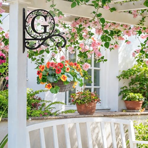Metal Initial Letter G Plant Hanger Bracket, Decorative Wall Mount Hanging Plant Hook, Monogram Floral Leaf Garden Decor for Hanging Baskets, Bird Feeders, Lanterns, Wind Chimes - style: G