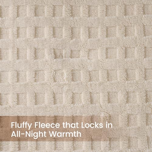 Amélie Home Waffle Textured Fleece Comforter Set King Size, Khaki Fleece Beding Set, Fluffy Plush Bedding Set ，Super Soft Warm,3 Pieces, 1 Cozy Comforter and 2 Pillowcases - color: Waffle Khaki, size: King (106"x90")