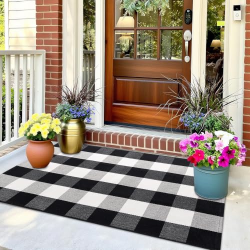OLANLY Buffalo Plaid Rug 2'4" x 3'7" (27.5" x 43") – Black and White Cotton Checkered Doormat, Washable Indoor Outdoor Rug for Layered Front Porch, Kitchen, Entryway Decor - color: Black White Buffalo Check, size: 2'4" X 3'7" (Rectangular)