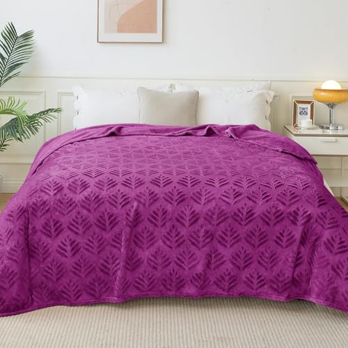 Exclusivo Mezcla Twin Size Fleece Blanket for Bed, Super Soft and Cozy Blankets All Season Use, Leaves Pattern, Plush Fuzzy Lightweight, Purple, 60x80 Inch - color: Purple, size: Twin(60"x80")