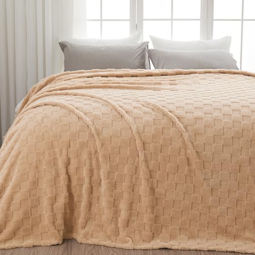 NEWCOSPLAY Super Soft King Blanket Brown Premium Silky Flannel Fleece 3D Checkered Lightweight Bed Blanket All Season Use (Brown Checkered, King(90"x110")) - color: Brown Checkered, size: King(90"x110")