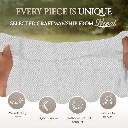 Cashmere Blanket – Hand Woven 100% Pure Wool Throw Blanket, 135 x 270 cm – Herringbone Pattern Cozy, and Soft Blanket for Bed, Sofa, or Couch - Made in Nepal - color: Grey